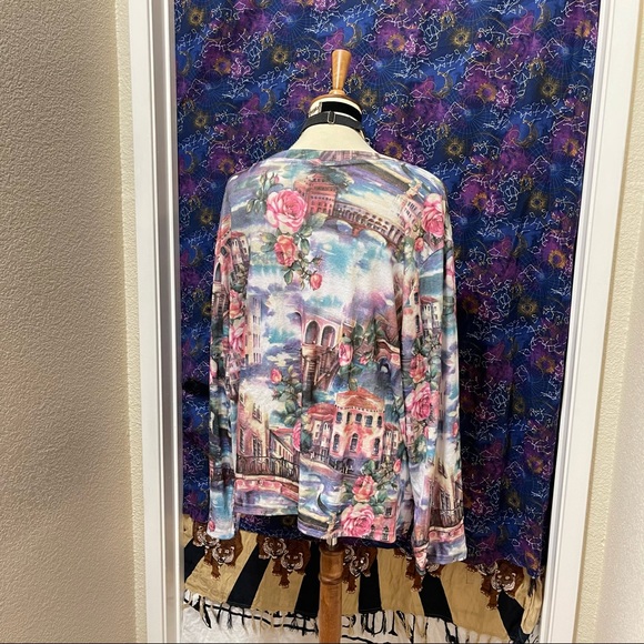 🌈 Lovely Vintage romantic roses top - Picture 7 of 11